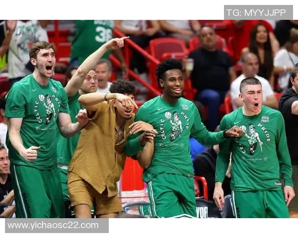 迈阿密热火强势出击力争季后赛名额对手挑战激烈赛季关键时刻